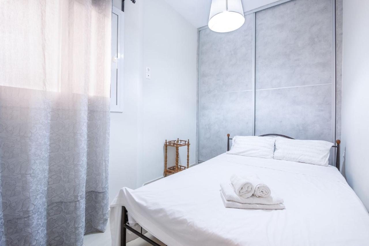Bright Apartment In Pire Dış mekan fotoğraf
