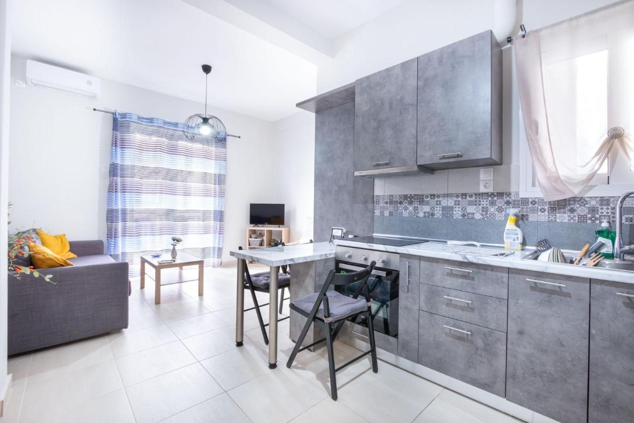 Bright Apartment In Pire Dış mekan fotoğraf